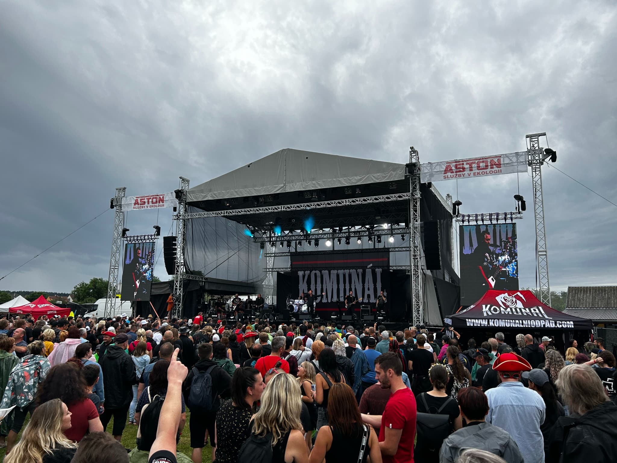aston stage